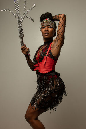 Follow Jet Setting Jasmine on InMelanin
