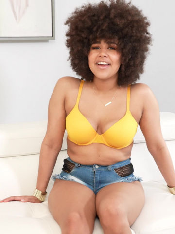 Nina Diaz
